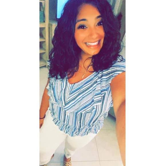 Poshmark profile picture for @bahamas